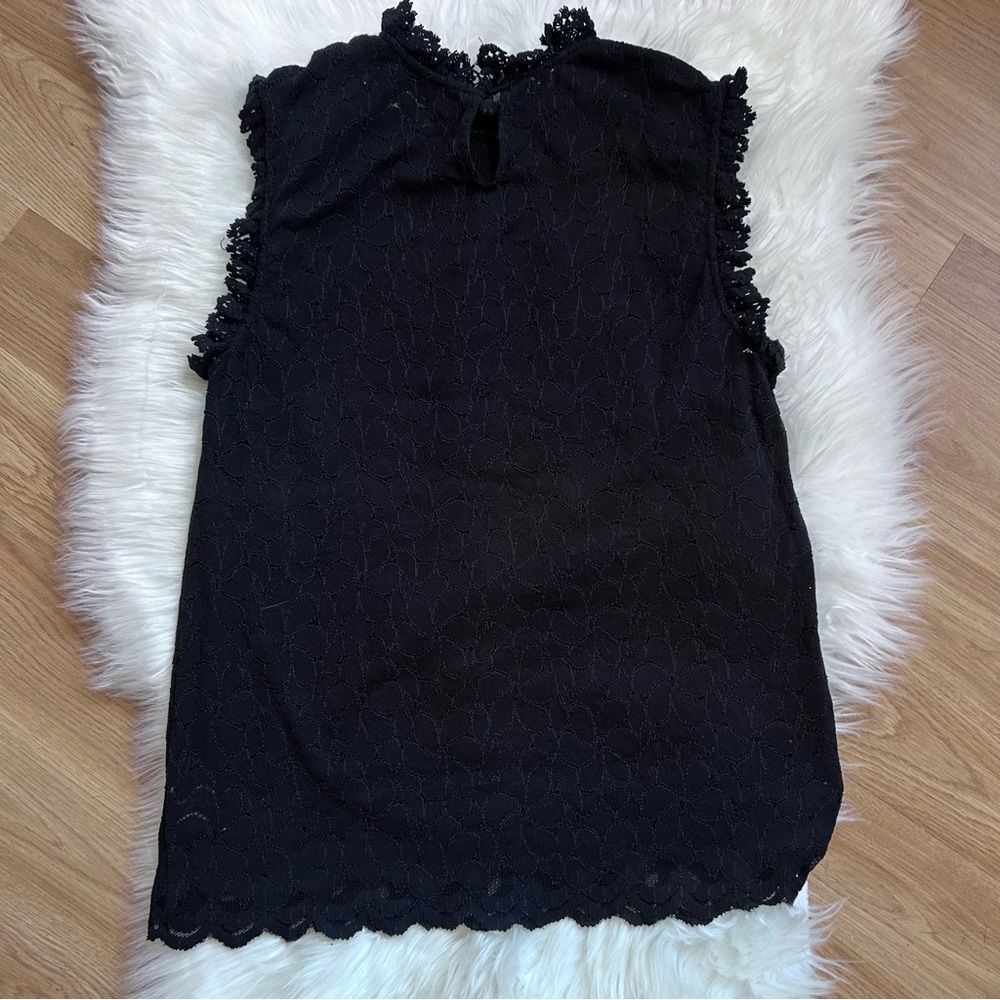 Everleigh black lace sleeveless top size small - Picture 3 of 8